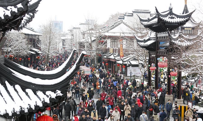 Spring Festival travel brings 513.9 bln yuan to China's tourism revenue