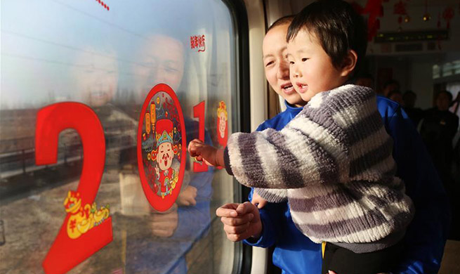 China reports over 60 mln railway trips as holiday ends