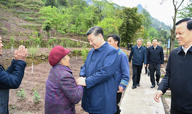 Xi delivers resolve, confidence at "critical stage" of poverty alleviation