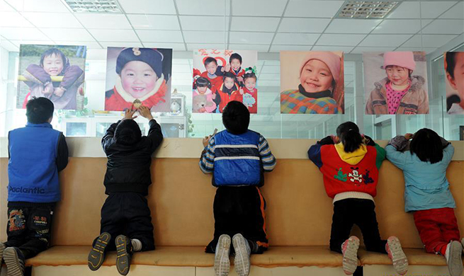 Pic story of HIV/AIDS affected orphan in E China's Anhui