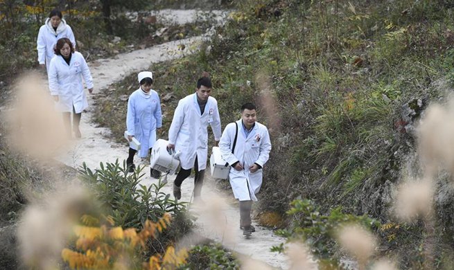 Medical assistance provided for poor population in China's Chongqing