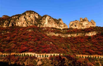 Autumn scenery of scenic spot on eastern foot of Taihang Mountain