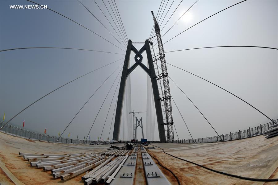CHINA-ZHUHAI-CROSS-SEA BRIDGE-COMPLETION(CN)