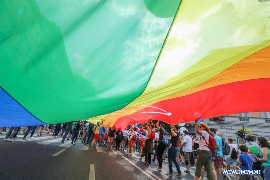 HUNGARY-BUDAPEST-GAY PRIDE PARADE
