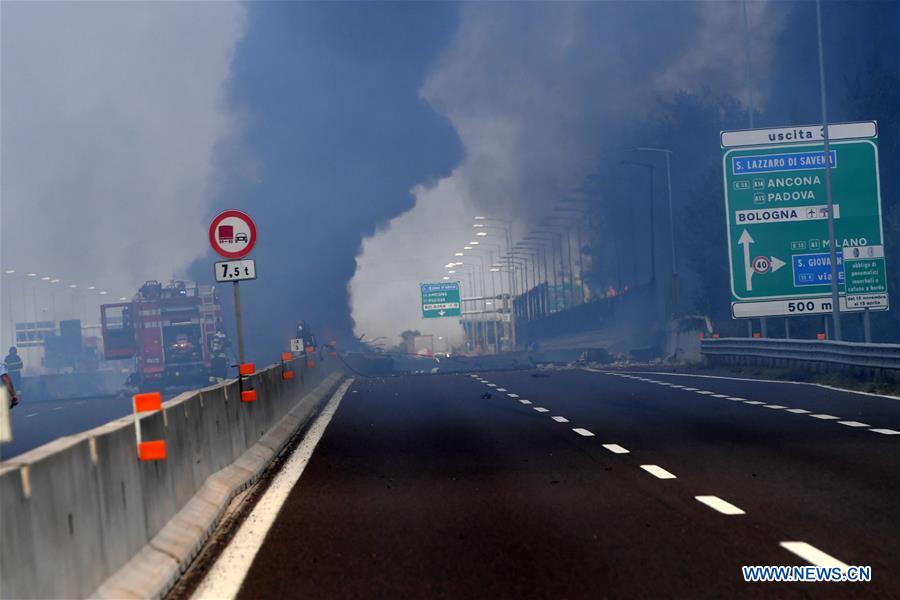 ITALY-BOLOGNA-OIL TANKER-EXPLOSION