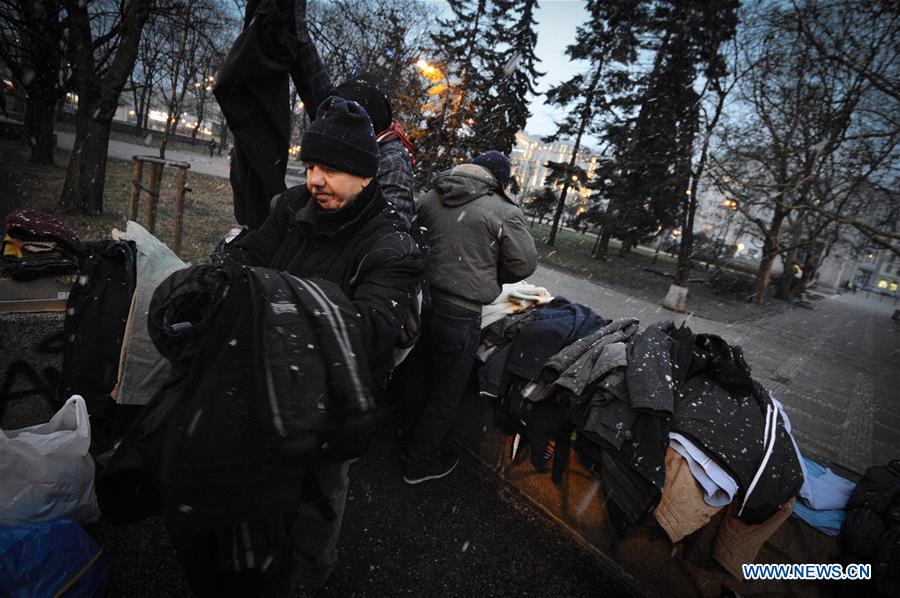 Charity Organisations Organise Free Warm Food And Clothing For Homeless In Warsaw Xinhua English News Cn