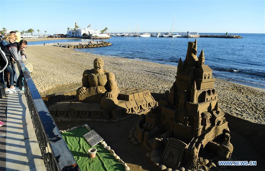 SPAIN-ANDALUSIA-MARBELLA-SEASHORE-WINTER-SUNSHINE