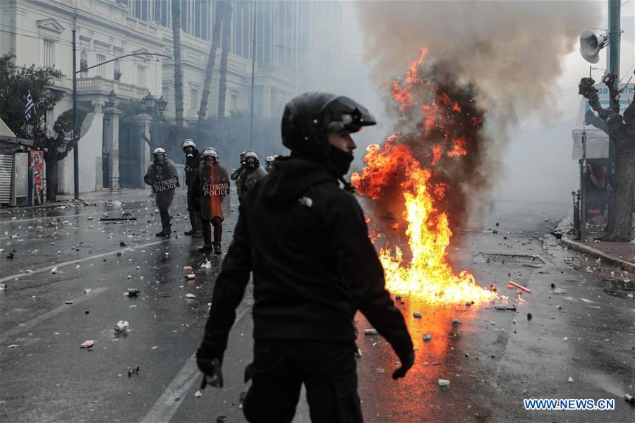 GREECE-ATHENS-RALLY-MACEDONIA-NAME DEAL-CLASHES