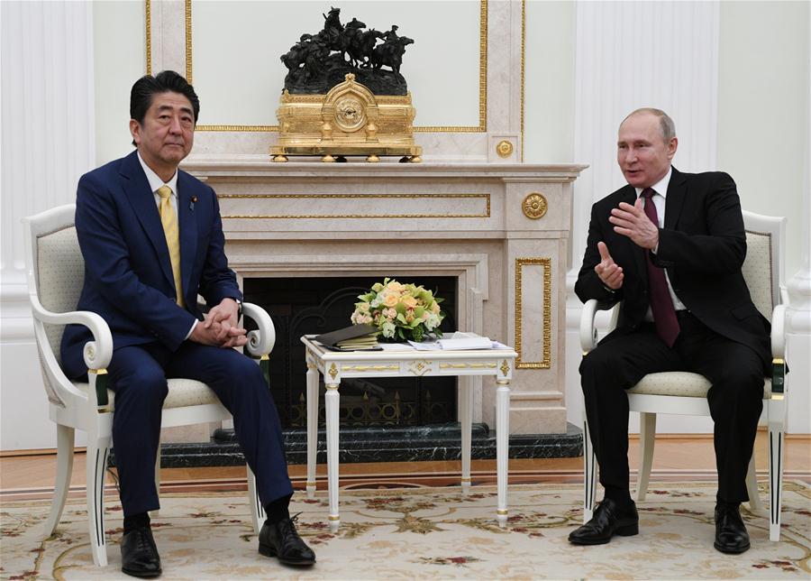 RUSSIA-MOSCOW-PUTIN-JAPAN-ABE-MEETING