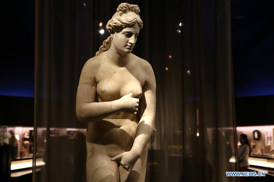 GREECE-ATHENS-APHRODITE-STATUE-MAIDEN DISPLAY