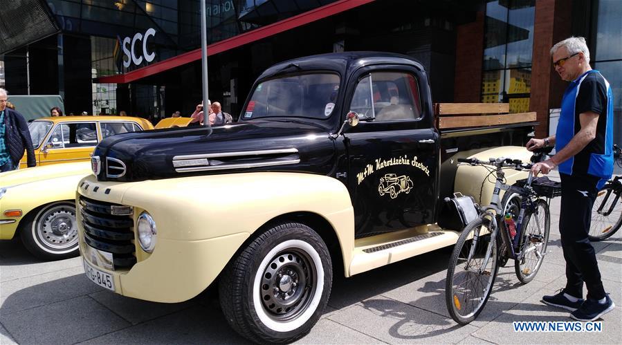 BOSNIA AND HERZEGOVINA-SARAJEVO-VINTAGE CARS-SHOW