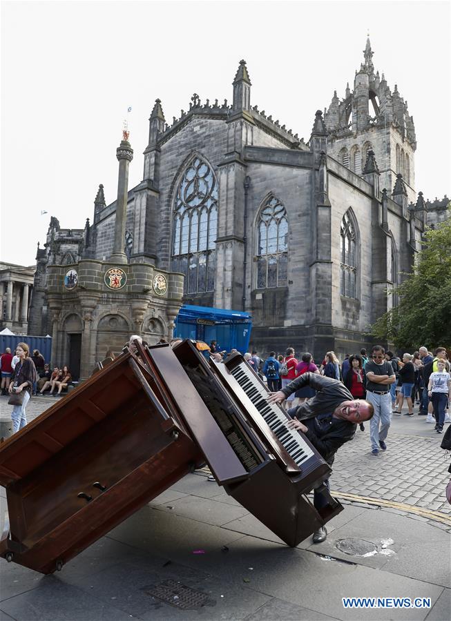 BRITAIN-EDINBURGH-EDINBURGH FESTIVAL FRINGE-STREET