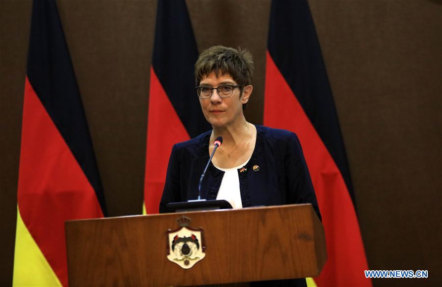 JORDAN-AMMAN-GERMANY-DEFENSE MINISTER-VISIT