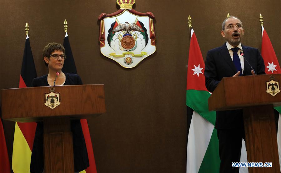 JORDAN-AMMAN-GERMANY-DEFENSE MINISTER-VISIT