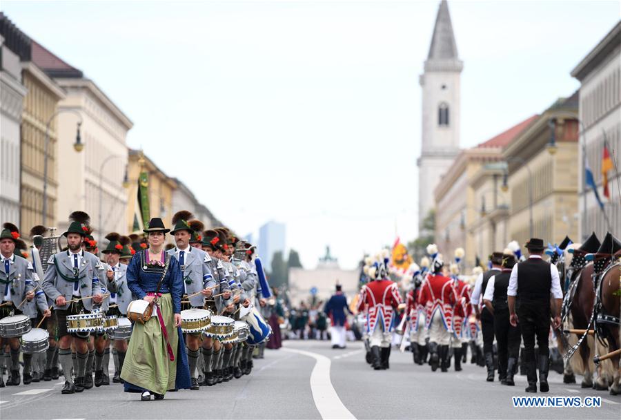 GERMANY-MUNICH-OKTOBERFEST-PARADE