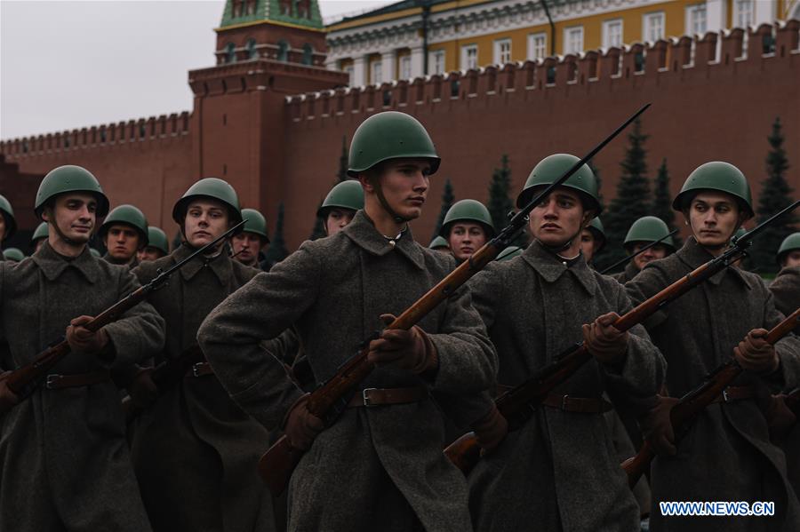 RUSSIA-MOSCOW-RED SQUARE PARADE-REHEARSAL