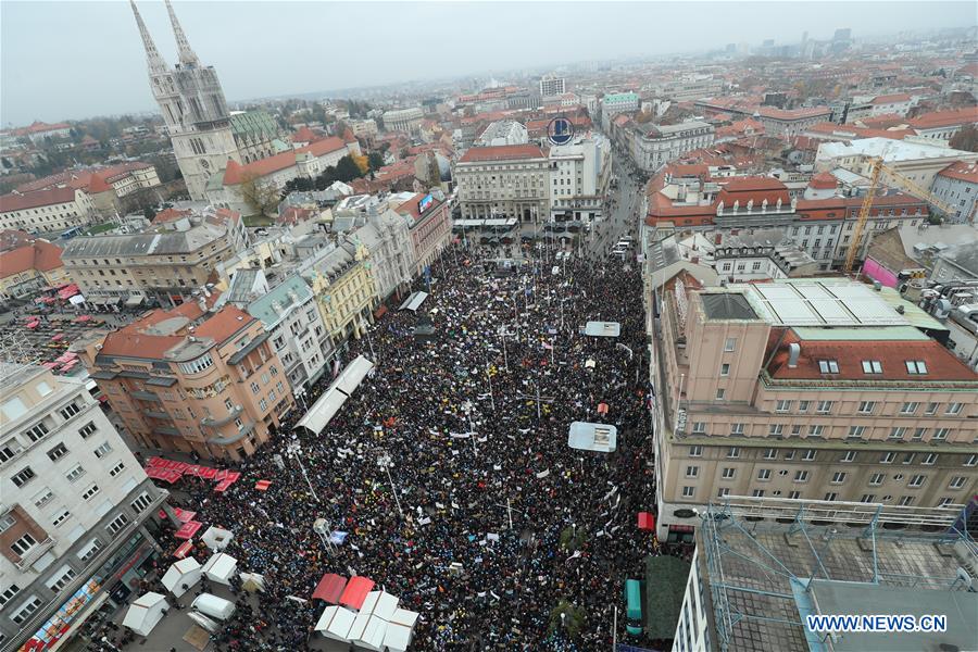CROATIA-ZAGREB-TEACHERS-PROTEST