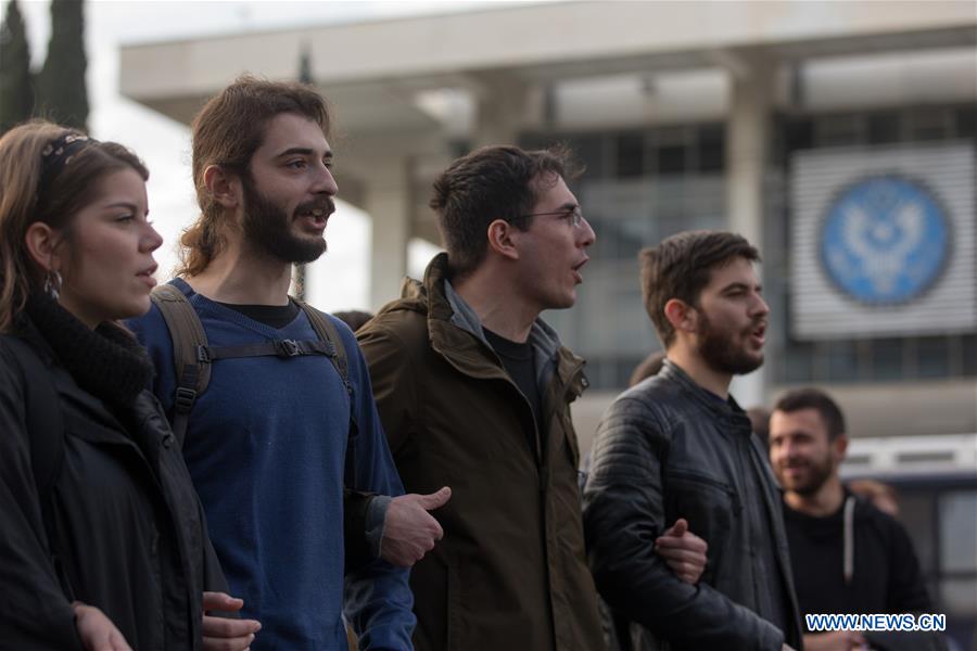 GREECE-ATHENS-DEMONSTRATION AGAINST U.S. AIRSTRIKE