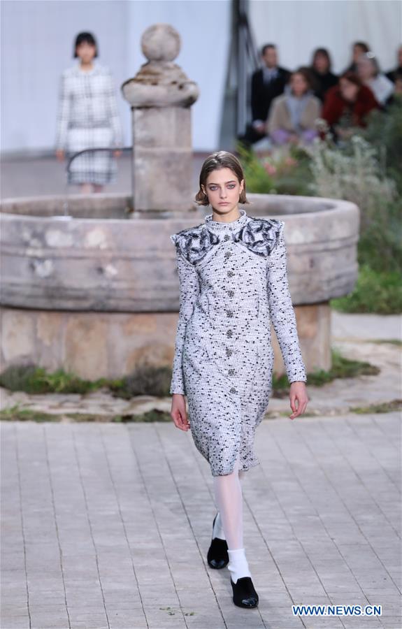 FRANCE-PARIS-FASHION WEEK-CHANEL-HAUTE COUTURE