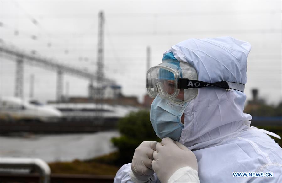 CHINA-GUANGXI-CORONAVIRUS-PREVENTION AND CONTROL-TRAINS-DISINFECTION (CN)