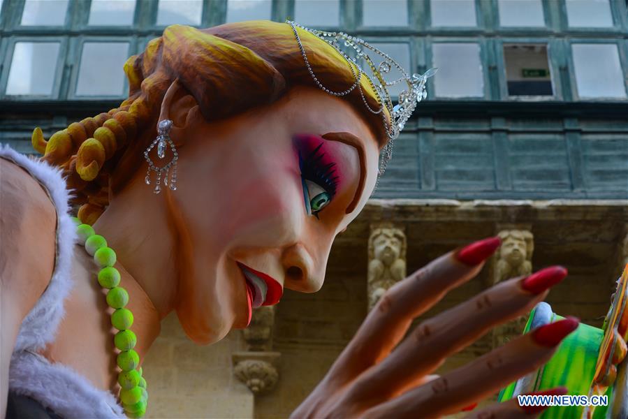 MALTA-VALLETTA-CARNIVAL 