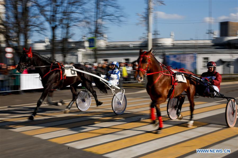 RUSSIA-MOSCOW-STREET RACE