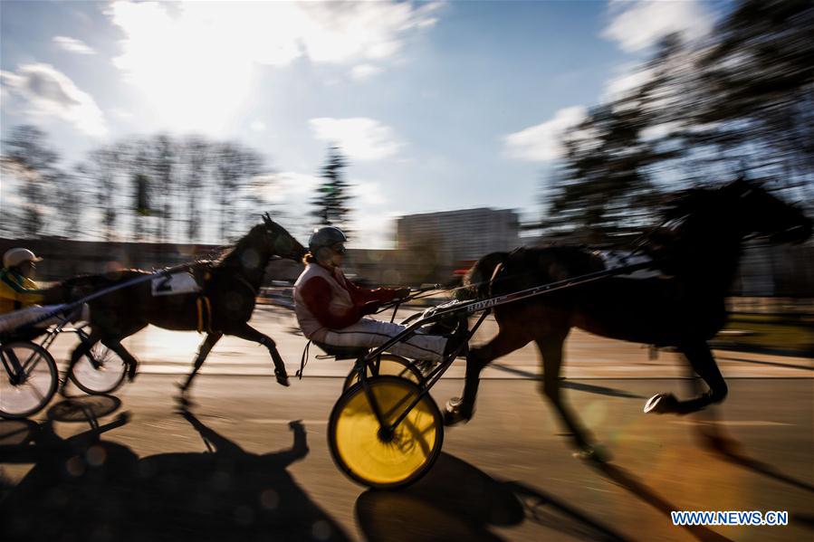 RUSSIA-MOSCOW-STREET RACE