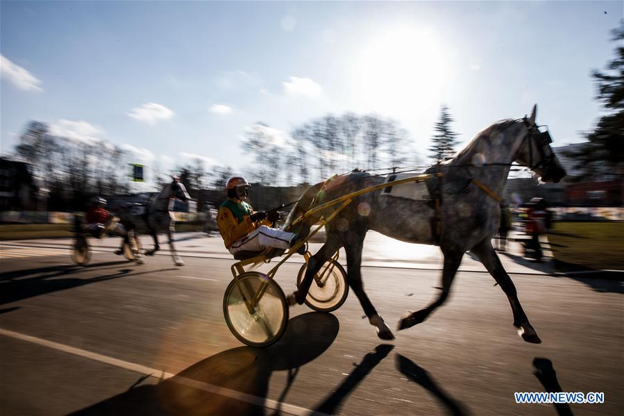 RUSSIA-MOSCOW-STREET RACE