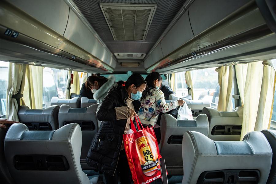 CHINA-GUIZHOU-GUIYANG-CUSTOMIZED BUS-RETURN TO WORK (CN)