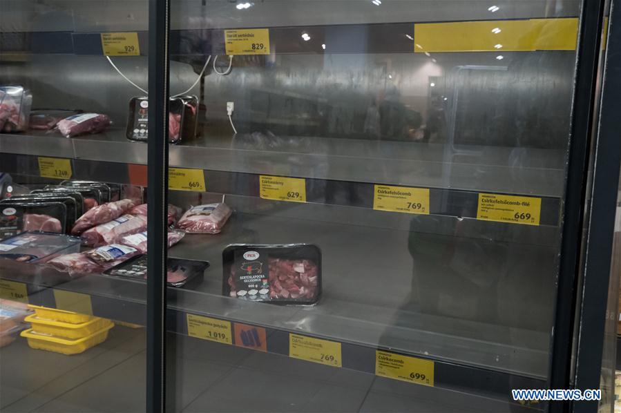 HUNGARY-BUDAPEST-COVID-19