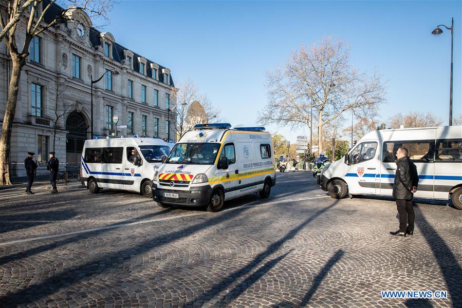 FRANCE-PARIS-COVID-19-TRAIN-TRANSFER