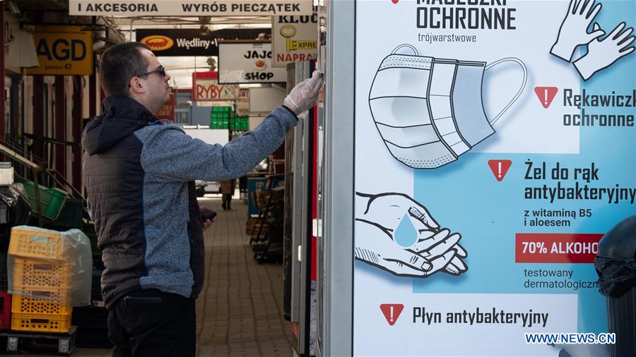 POLAND-WARSAW-COVID-19-VENDING MACHINE