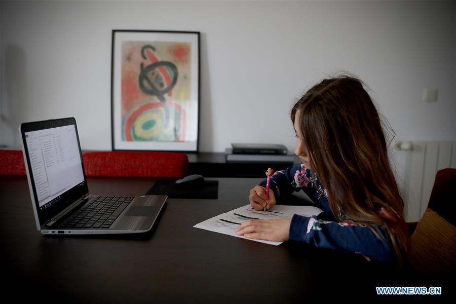 PORTUGAL-CASCAIS-COVID-19-EDUCATION