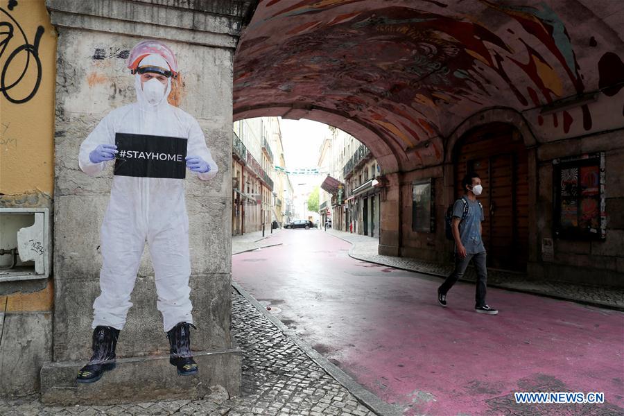 PORTUGAL-LISBON-COVID-19-MASK