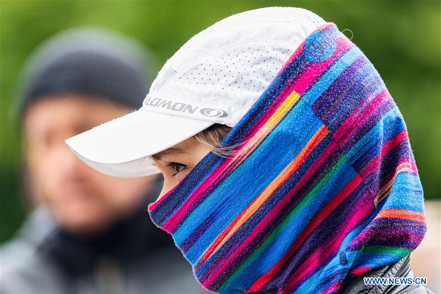 People wear face mask in Berlin, Germany Xinhua English.news.cn