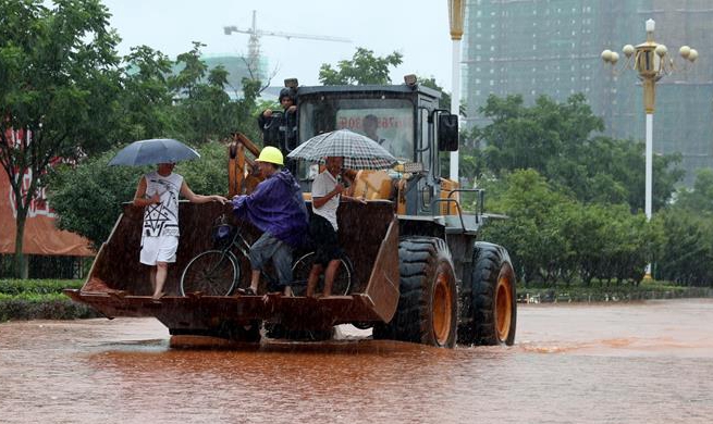 Heavy rain continues to batter China