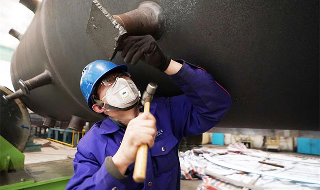 Enterprises resume production to ensure supplies during epidemic fight