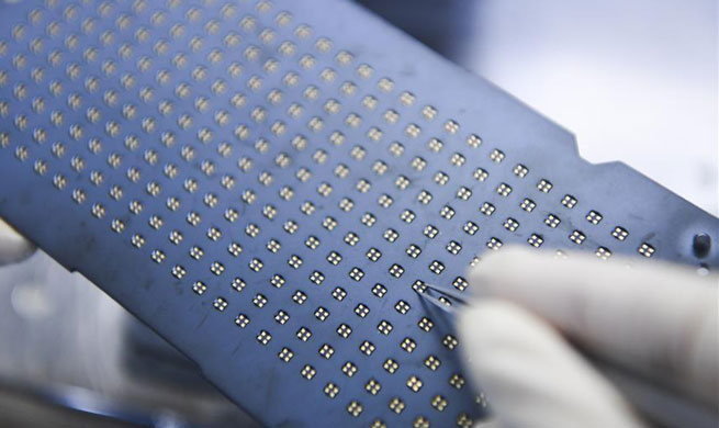 Companies resume production, operation across China