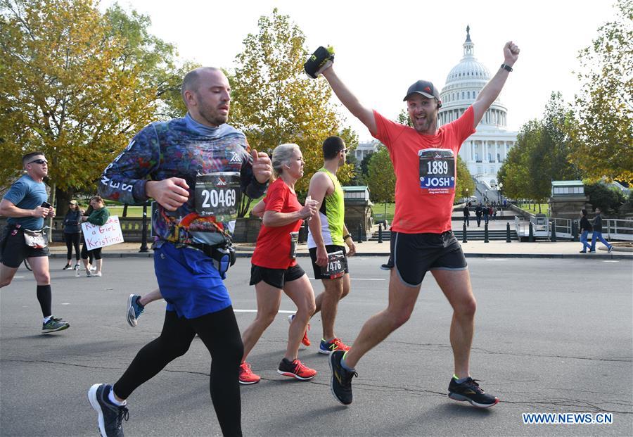 U.S.-WASHINGTON D.C.-MARINE CORPS MARATHON