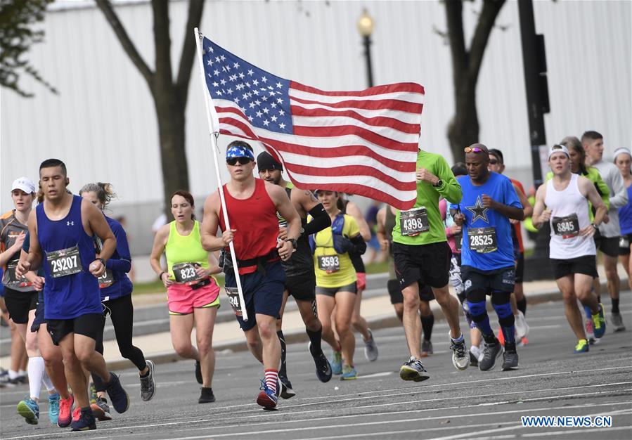 U.S.-WASHINGTON D.C.-MARINE CORPS MARATHON