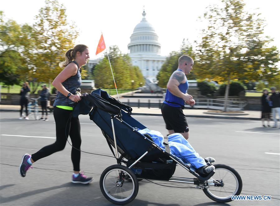 U.S.-WASHINGTON D.C.-MARINE CORPS MARATHON