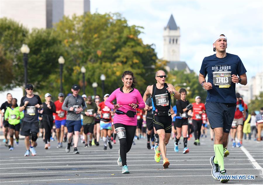 U.S.-WASHINGTON D.C.-MARINE CORPS MARATHON