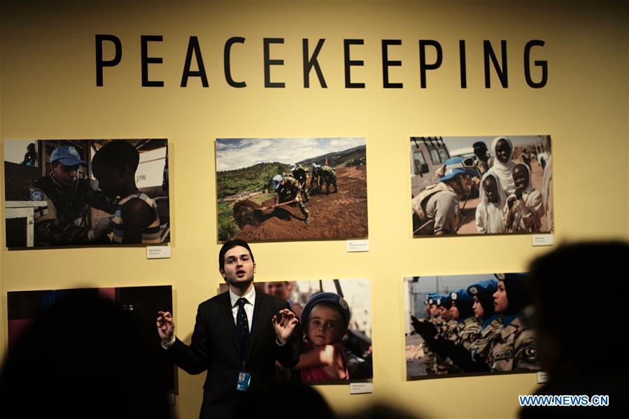 UN-TOUR GUIDE-OLIVER MARSH