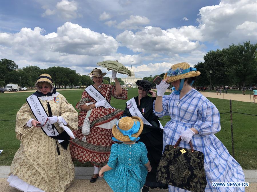 U.S.-WASHINGTON D.C.-MEMORIAL DAY-PARADE