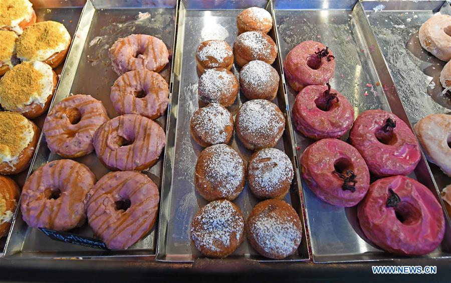 U.S.-NEW YORK-DESSERT-DONUT 