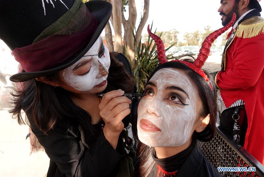 U.S.-SAN FRANCISCO-HALLOWEEN