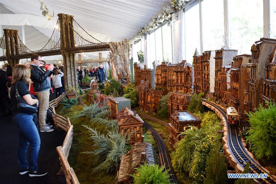 U.S.-NEW YORK-HOLIDAY TRAIN SHOW