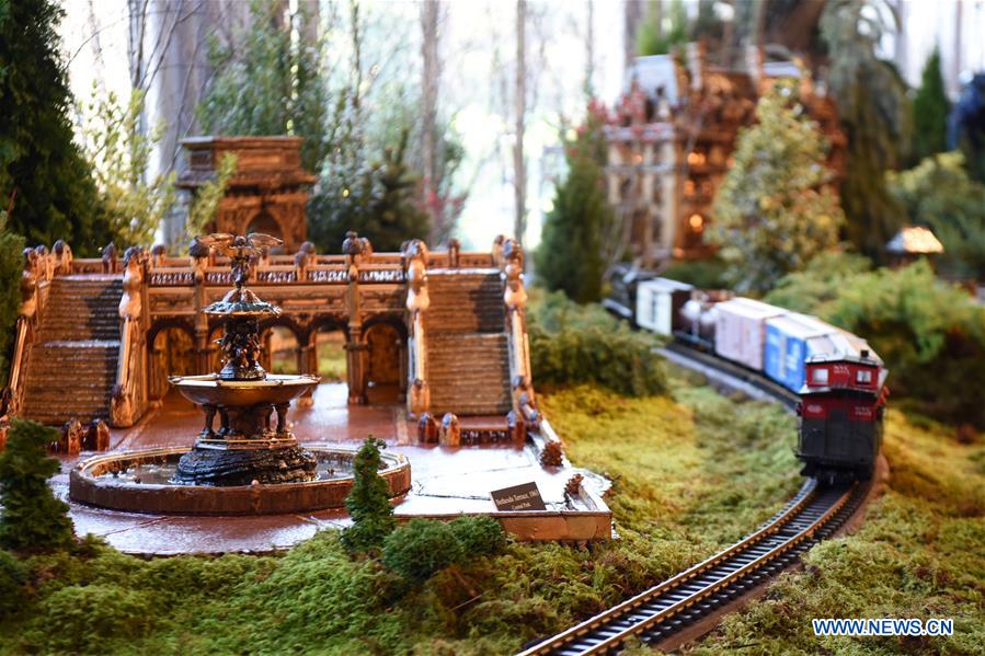 U.S.-NEW YORK-HOLIDAY TRAIN SHOW