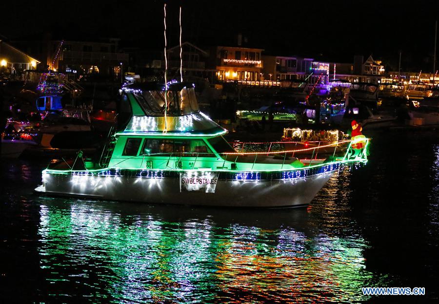 U.S.-CALIFORNIA-HUNTINGTON BEACH-BOAT PARADE
