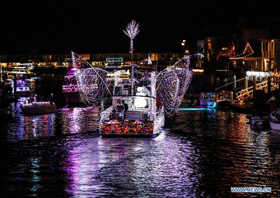U.S.-CALIFORNIA-HUNTINGTON BEACH-BOAT PARADE
